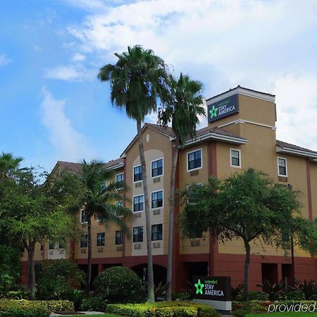 Extended Stay America Premier Suites - Fort Lauderdale - Convention Center - Cruise Port מראה חיצוני תמונה
